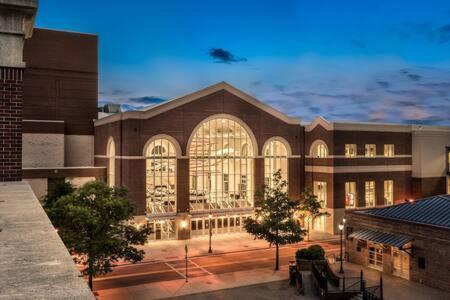 The Executive Loft - Walk To Sanford Stadium Athens Exterior foto